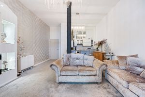 Photo 15- click for photo gallery